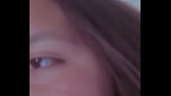 Mostrandole mis senos a un chico de girona