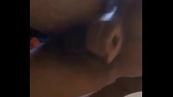 Mete sem dó e me engravida agora goza no fundo com força Mete sem dó e me engravida agora goza no fundo com força