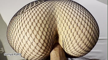 Big ass step mom getting fucked in doggystyle when daddy is sleeping