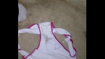 Calzoncito que dejo mi cunada