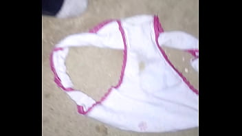 Calzoncito que dejo mi cunada