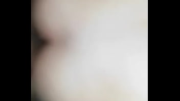 A ella le encanta montar