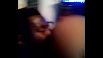 Eating it from da back