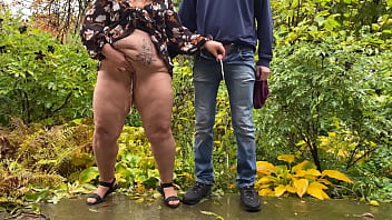 Couple that pees together stays together