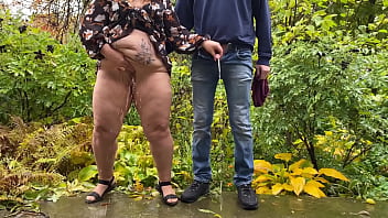 Couple that pees together stays together