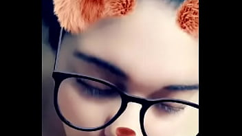 Kitty worshiping the great sage