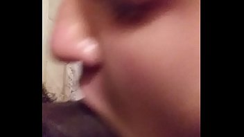 Autumn worships with her mouth