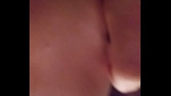 Autumn worships with her mouth