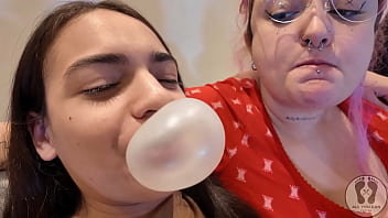Four girls lollipop chewing gum fetish kissing licking 4k