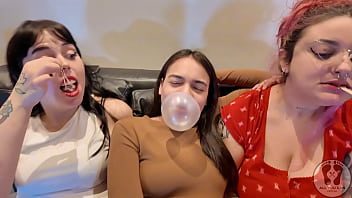 Four girls lollipop chewing gum fetish kissing licking 4k