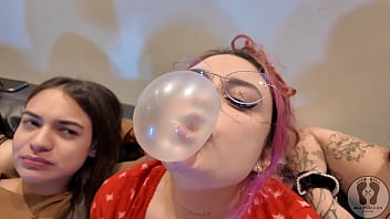 Four girls lollipop chewing gum fetish kissing licking 4k