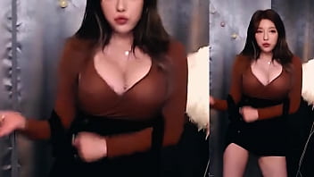 Bouncing boobs