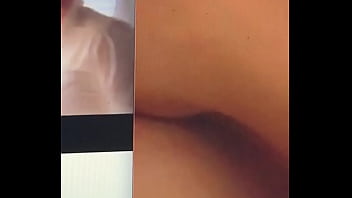 Light skin fingering till she cums