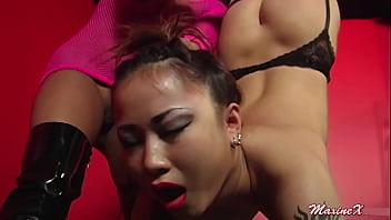 Sexy janessa jordan gets fucked by maxine x's new sex machine
