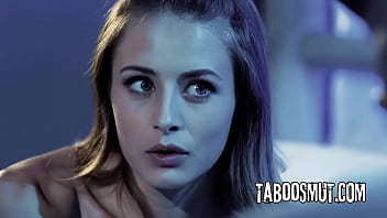 Virgin teen has sex with her geek friend