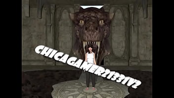 Mujer traga a mini chica