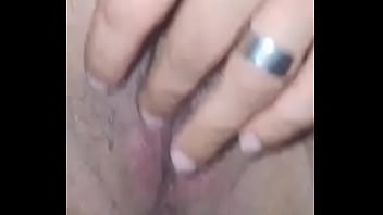 Jugando rozando disfruto de placer Jugando rozando disfruto de placer
