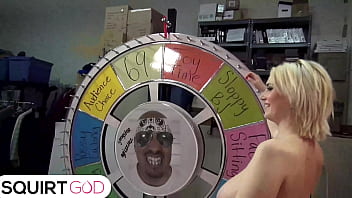 Siri dahl's squirting cunt gushing around porno dan's fingers