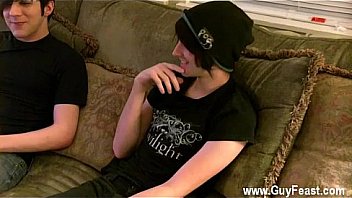 Gay Cock Aron Met William At A Club And Was Convinced To Shoot His thumbnail