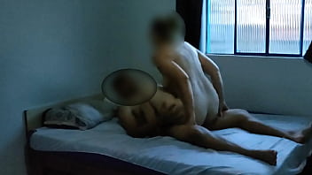 Bailey quinn cavalgando e depois sendo fodida de quatro