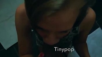 Amatuer teen takes huge bbc in dorm