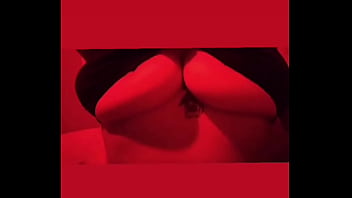 Mis tetas en tu cara pensalo