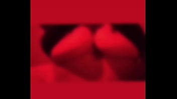 Mis tetas en tu cara pensalo