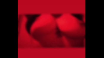 Mis tetas en tu cara pensalo