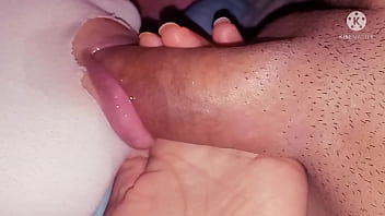 Femme arabe sucer et avale tout