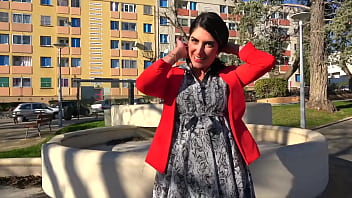 Jade 25ans veut être la princesse de ces messieurs