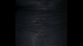 Sexo no estacionamento do shopping sexo em local público me encontrei com uma gostosa do tinder e não suportamos o tesão transamos no estacionamento mesmo sexo em local proibido