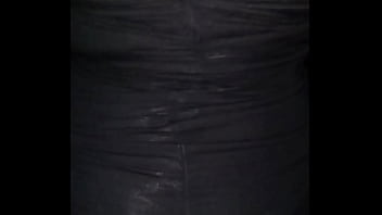 Sexo no estacionamento do shopping sexo em local público me encontrei com uma gostosa do tinder e não suportamos o tesão transamos no estacionamento mesmo sexo em local proibido