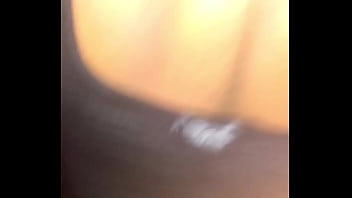 Sexo no estacionamento do shopping sexo em local público me encontrei com uma gostosa do tinder e não suportamos o tesão transamos no estacionamento mesmo sexo em local proibido