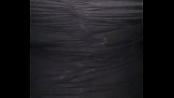 Sexo no estacionamento do shopping sexo em local público me encontrei com uma gostosa do tinder e não suportamos o tesão transamos no estacionamento mesmo sexo em local proibido