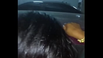 Sexo no estacionamento do shopping sexo em local público me encontrei com uma gostosa do tinder e não suportamos o tesão transamos no estacionamento mesmo sexo em local proibido