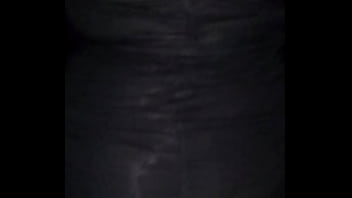 Sexo no estacionamento do shopping sexo em local público me encontrei com uma gostosa do tinder e não suportamos o tesão transamos no estacionamento mesmo sexo em local proibido