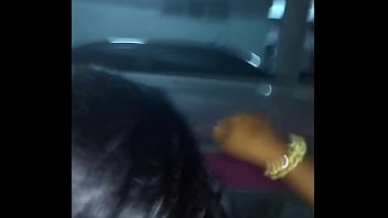 Sexo no estacionamento do shopping sexo em local público me encontrei com uma gostosa do tinder e não suportamos o tesão transamos no estacionamento mesmo sexo em local proibido