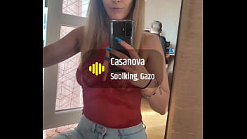 Hello mes amour aujourd'hui je suis de bonne humeur je me prépare en musique et