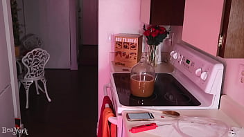 Thick cutie home brewing vlog