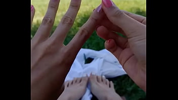 Hoy mi color es el rosa ¿qué es lo primero que vez en una chica #uñasrosa #femenina #soytuprincesa #ver