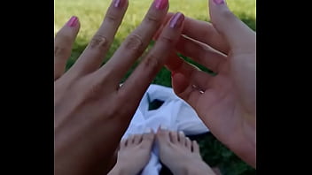 Hoy mi color es el rosa ¿qué es lo primero que vez en una chica #uñasrosa #femenina #soytuprincesa #ver