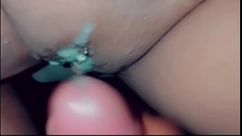 Comedor comeu o cu e gozou muito na buceta