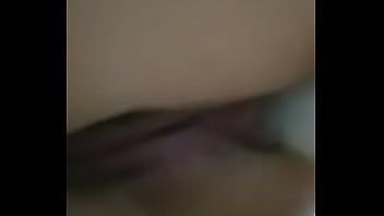 Amiga Enfiando Tudo No Rabo thumbnail