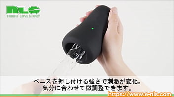 グリグリ動くローラーが裏スジを刺激。ずっと浸っていたい擦り上げ刺激です。