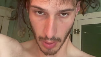 Malik vadheim window light selfie vid