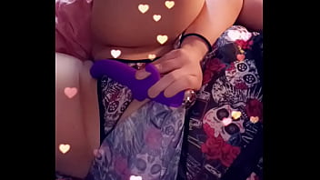 Dirty lil milk showing you how to fuck her right