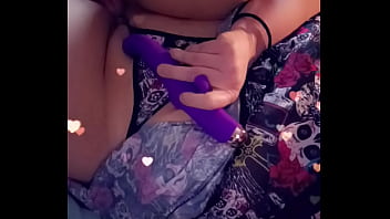 Dirty lil milk showing you how to fuck her right Dirty lil milk showing you how to fuck her right