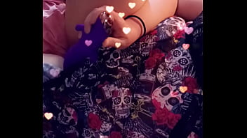 Dirty lil milk showing you how to fuck her right