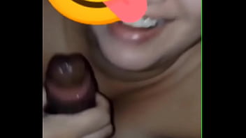 Chupei e humilhei o corno manso dizendo que ele nunca me comeu direito