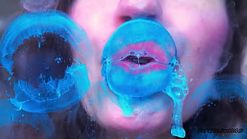 Dirty deep blue kiss